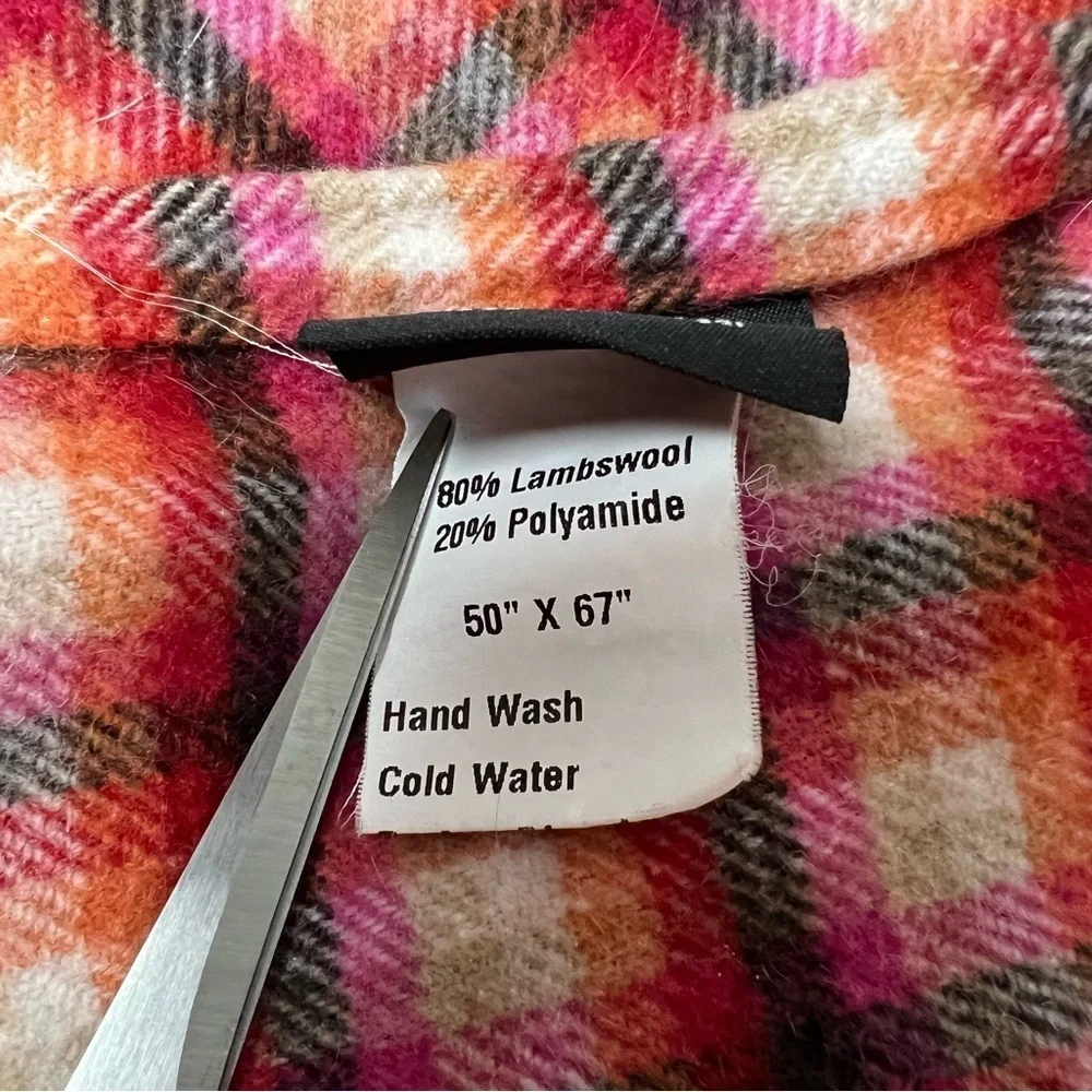 Roca Home Blanket Lambswool 50 X 67 Plaid Throw Stadium Picnic Car Cabin Red
